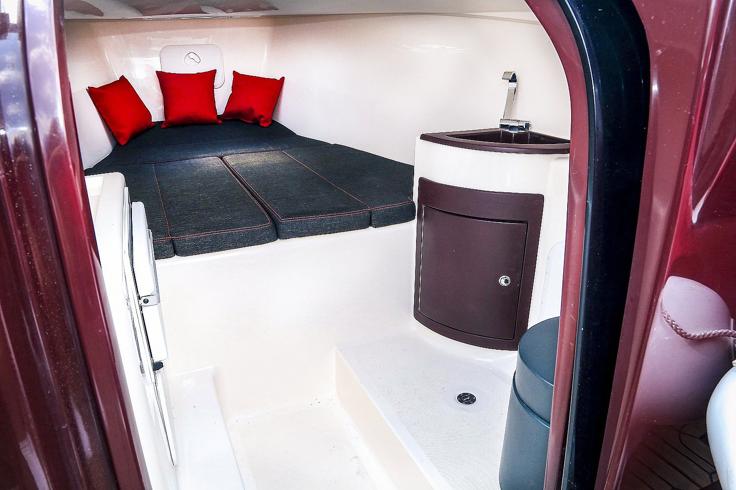 CLEAR Libra 750 Cabin - 2026