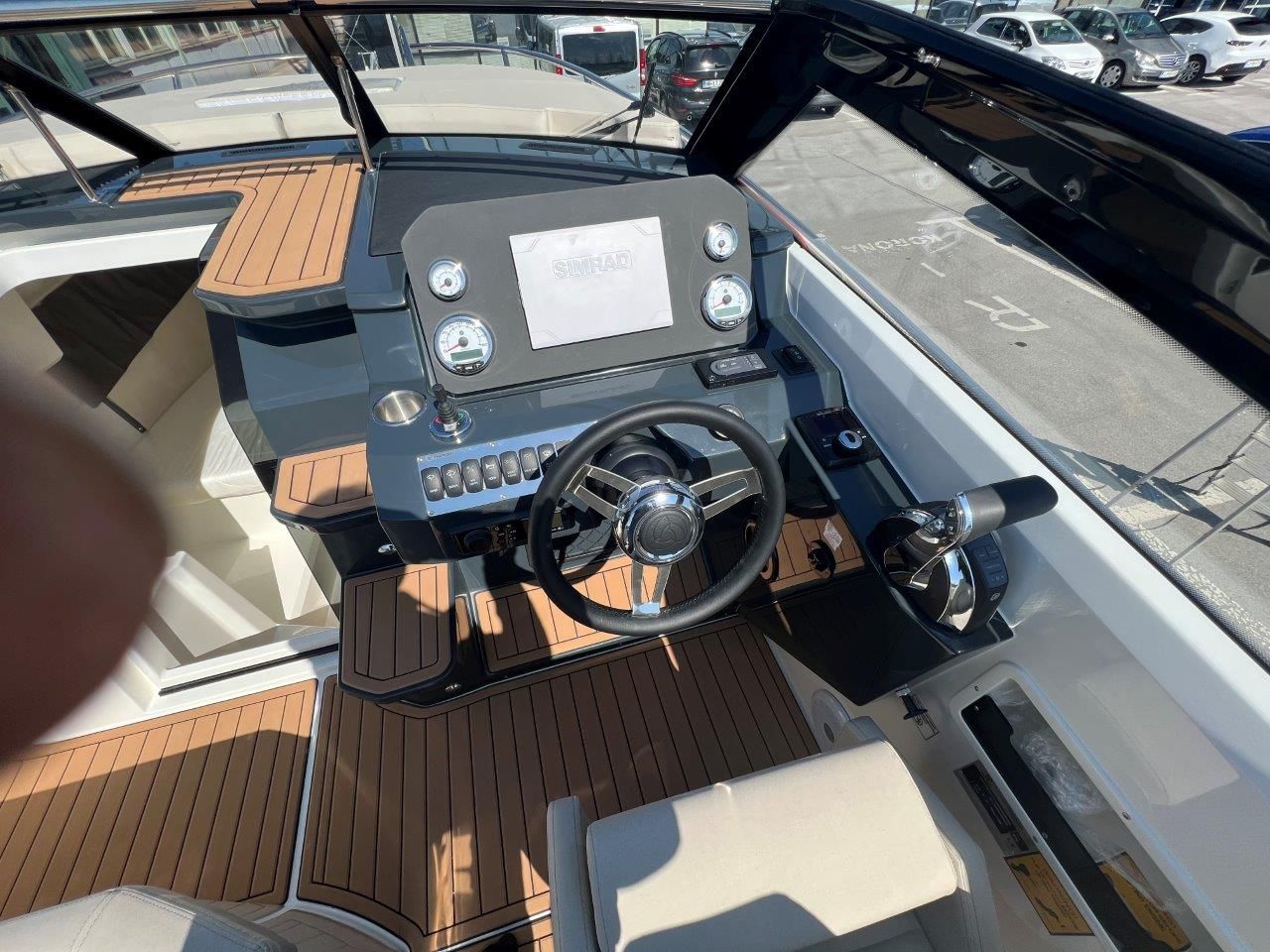 Parker 780 Escape - 2025