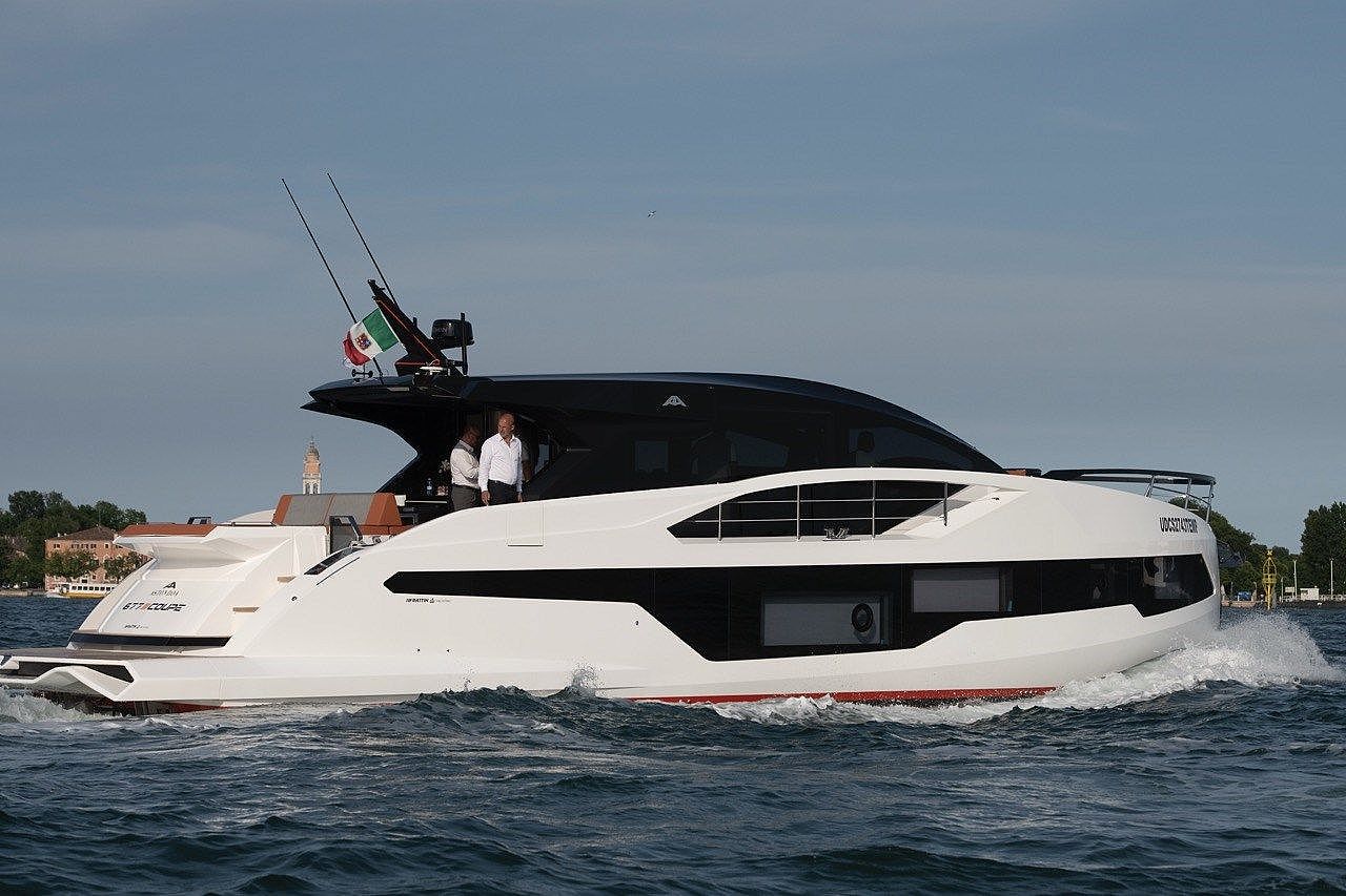 Astondoa 677 Coup� - 2026