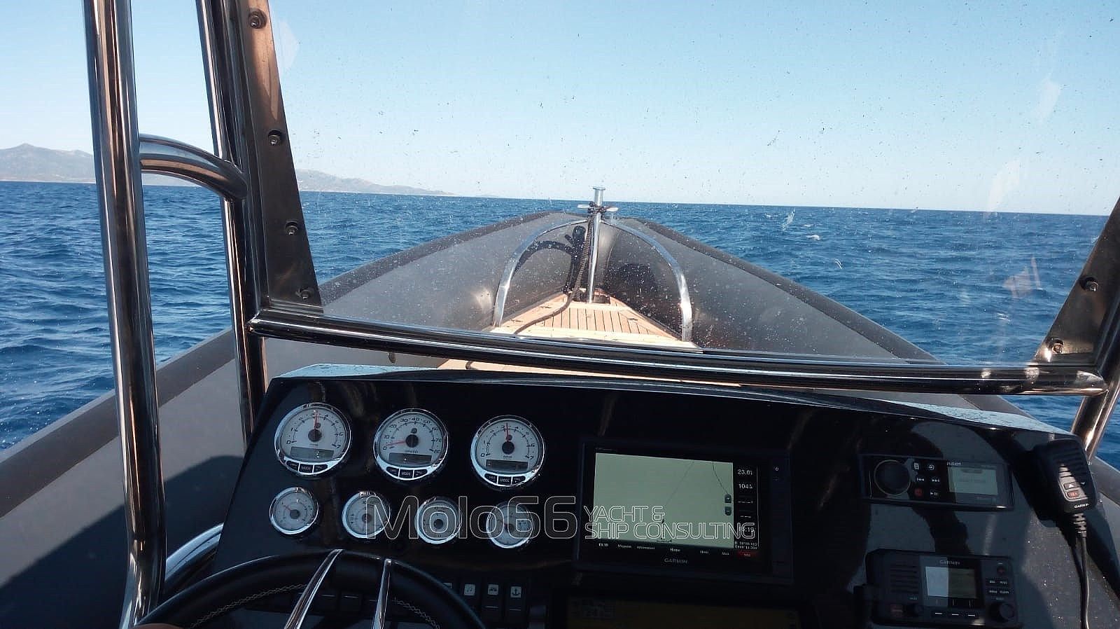 Sea Water PHANTOM 300 - 2018