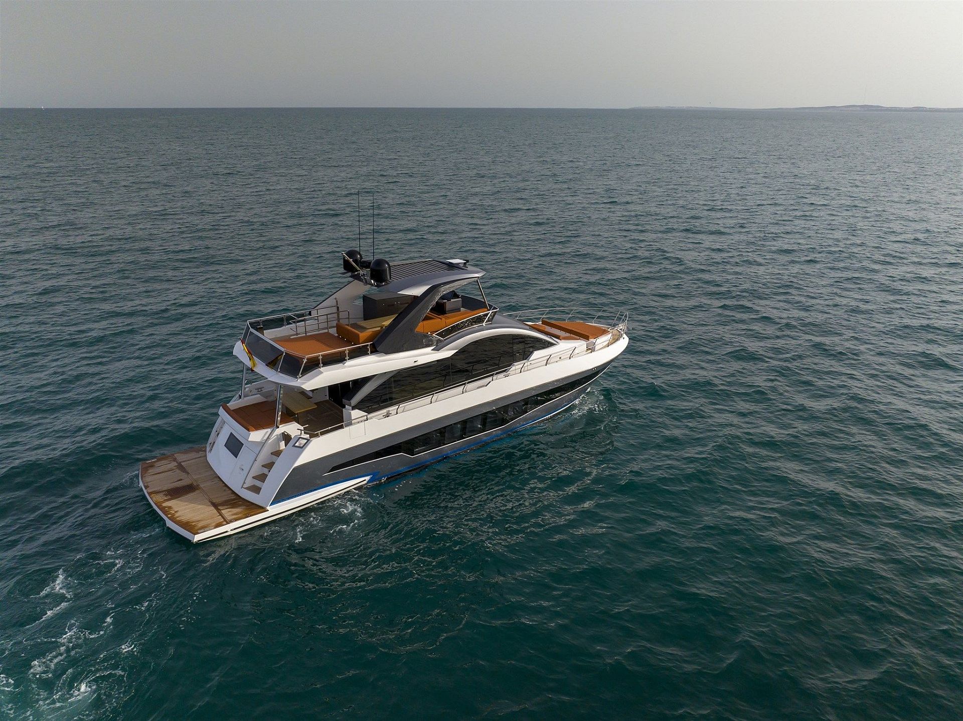 Astondoa 66 FLY - 2026