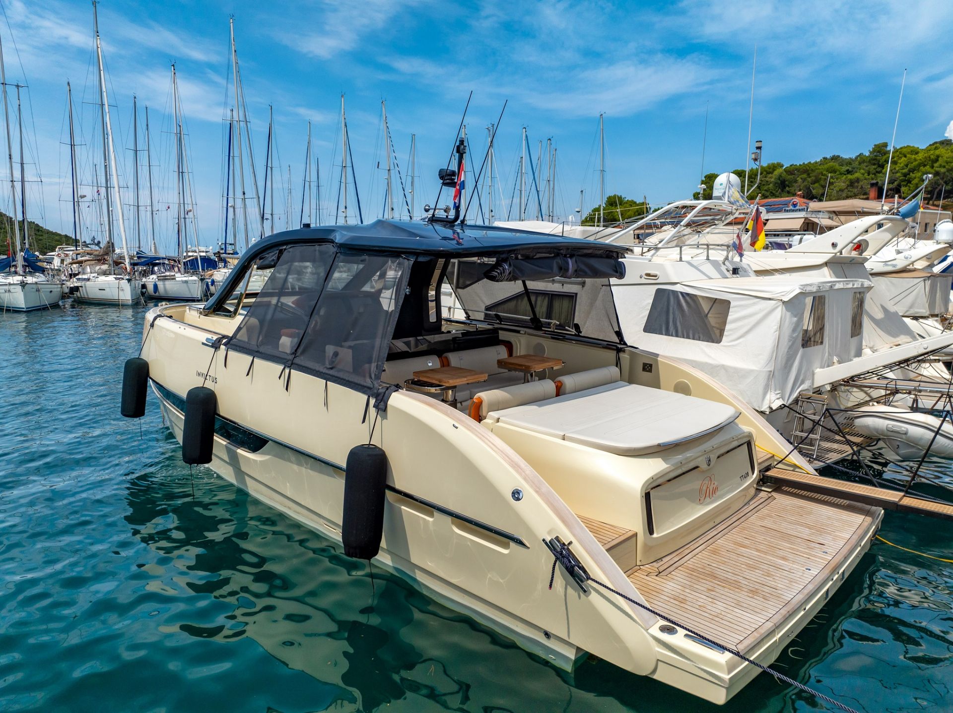 Invictus TT 420 - 2024