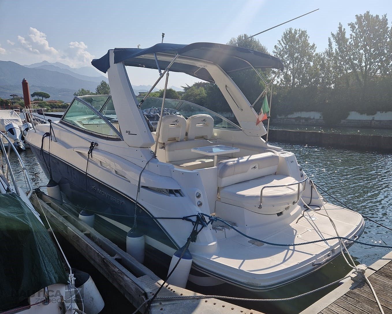 Monterey Boats 315 SCR Sport Cruiser - 2009