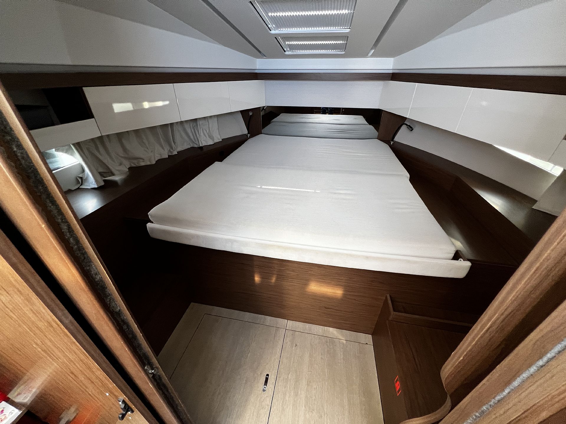 Jeanneau NC33 - 2021