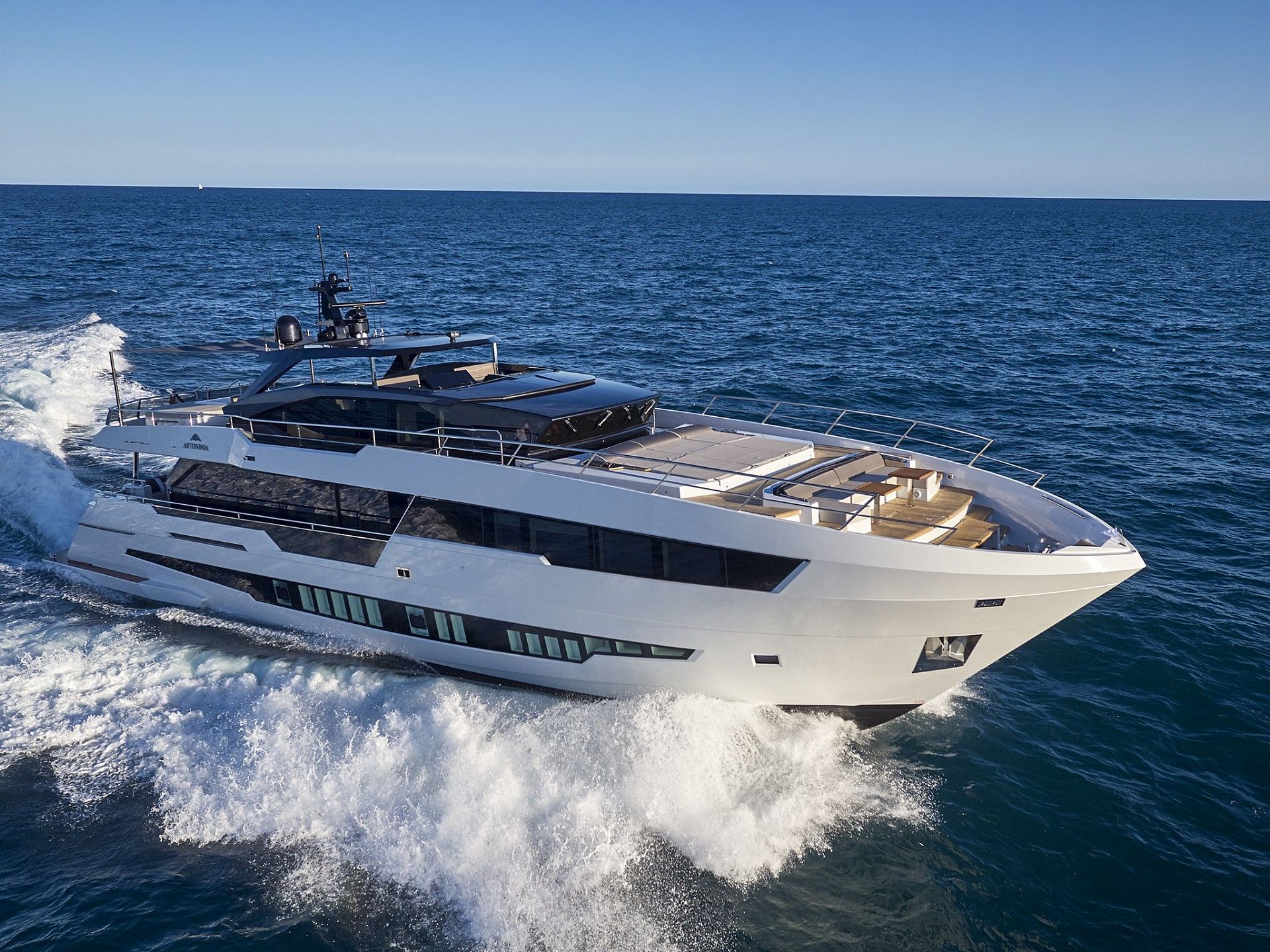 Astondoa 100 Century - 2026