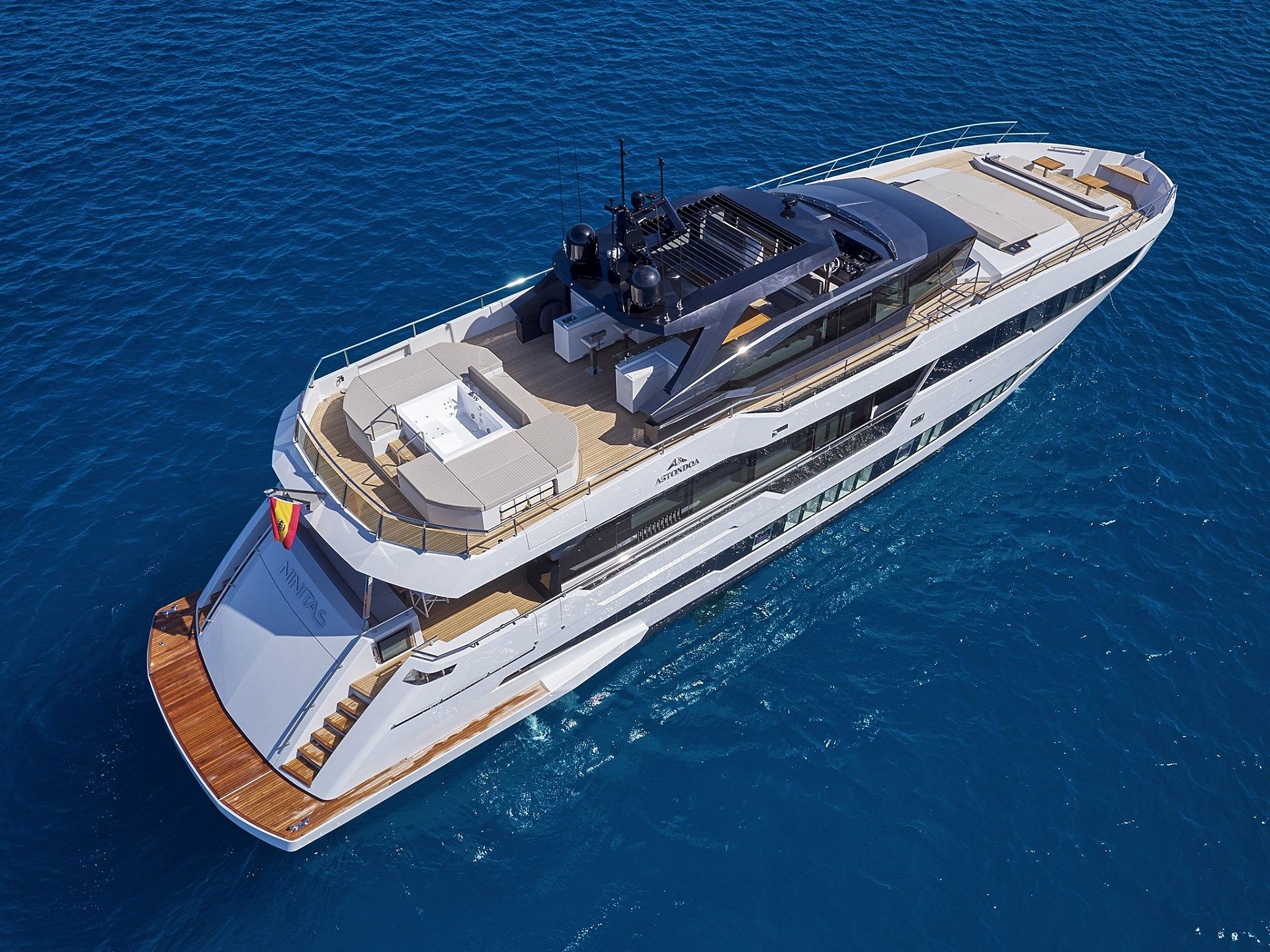 Astondoa 100 Century - 2026