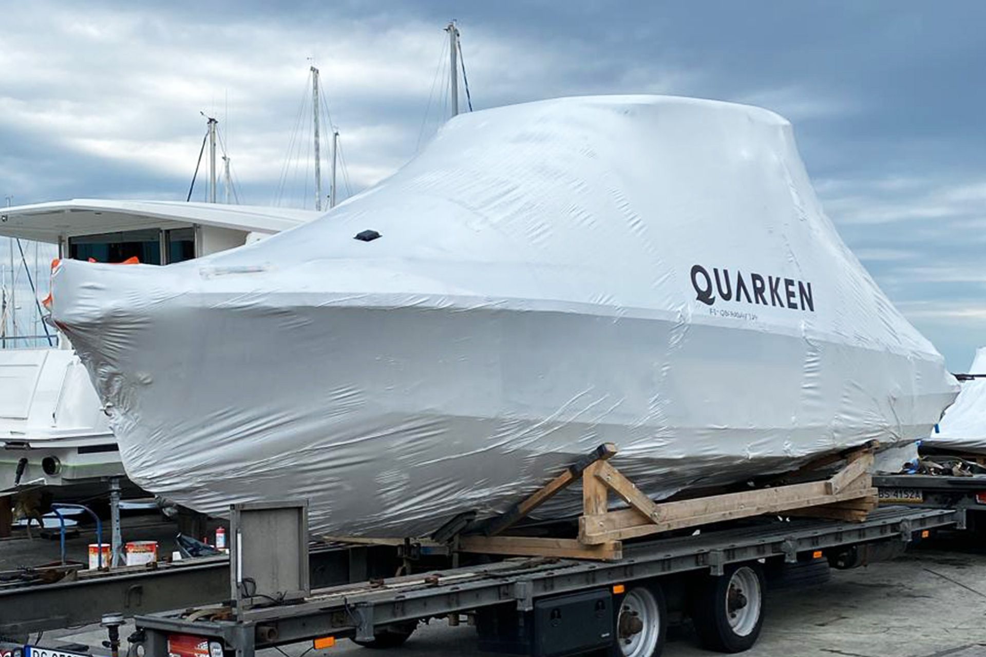 Quarken 27 T-Top   Prikolica - Samo 50 delovnih ur - 2024