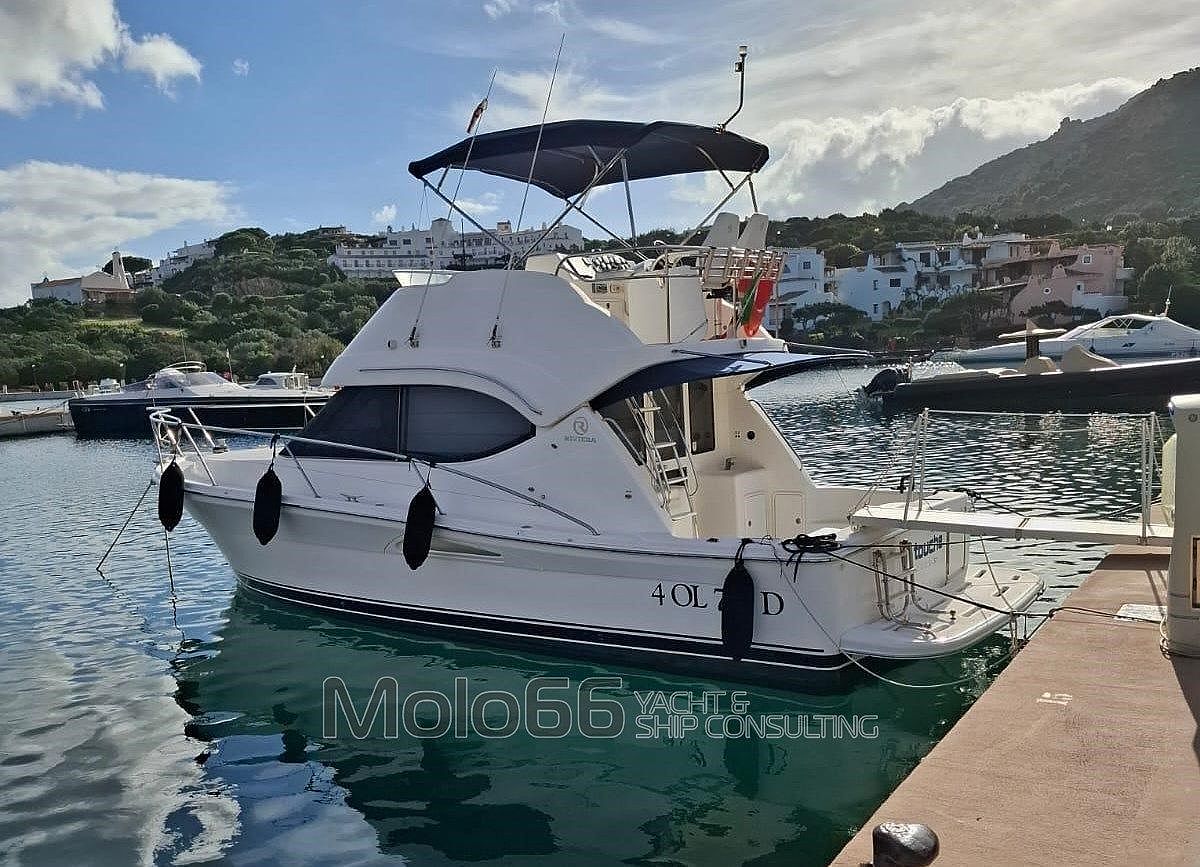 Riviera Marine 33 Flybridge - 2005