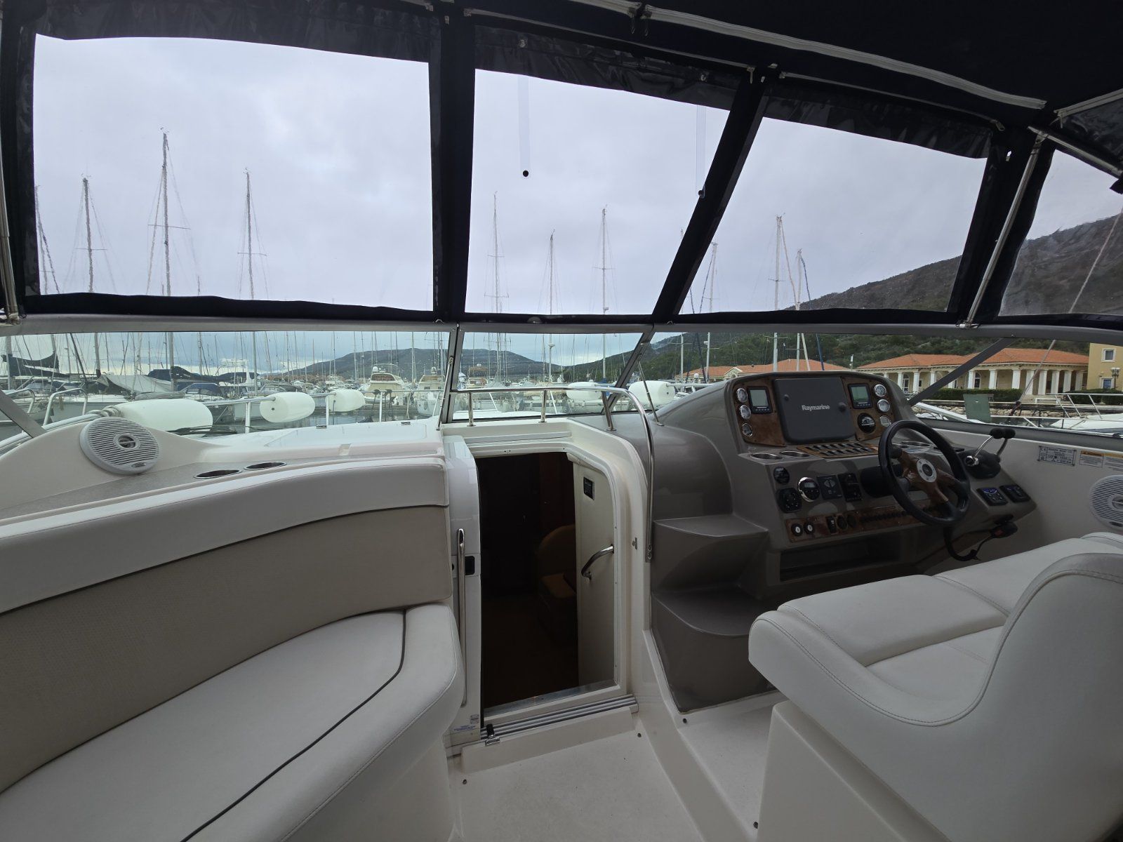 Rinker 390EC - 2006