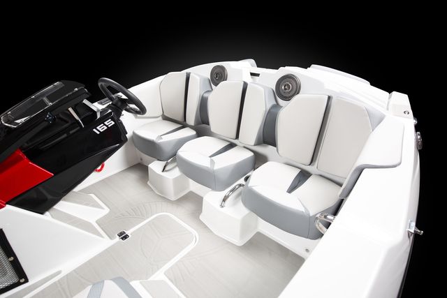 SCARAB 165 LX - 2025