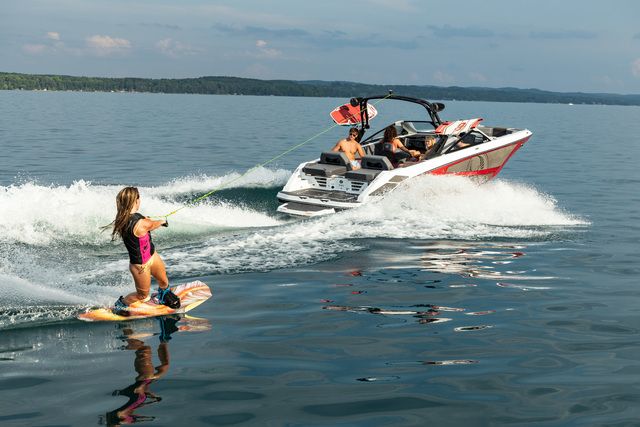 SCARAB 235 LX WAKE - 2025 - for sale: 108150.-EUR