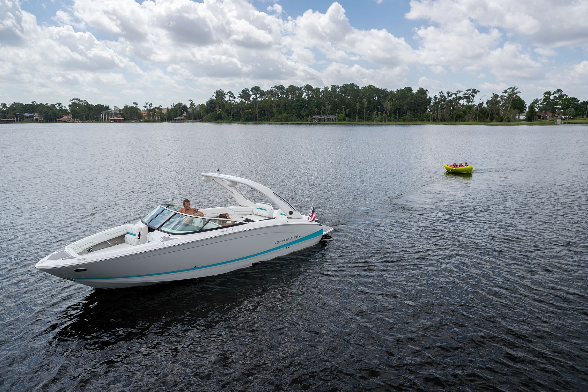 Regal LS6 Bowrider - 2025