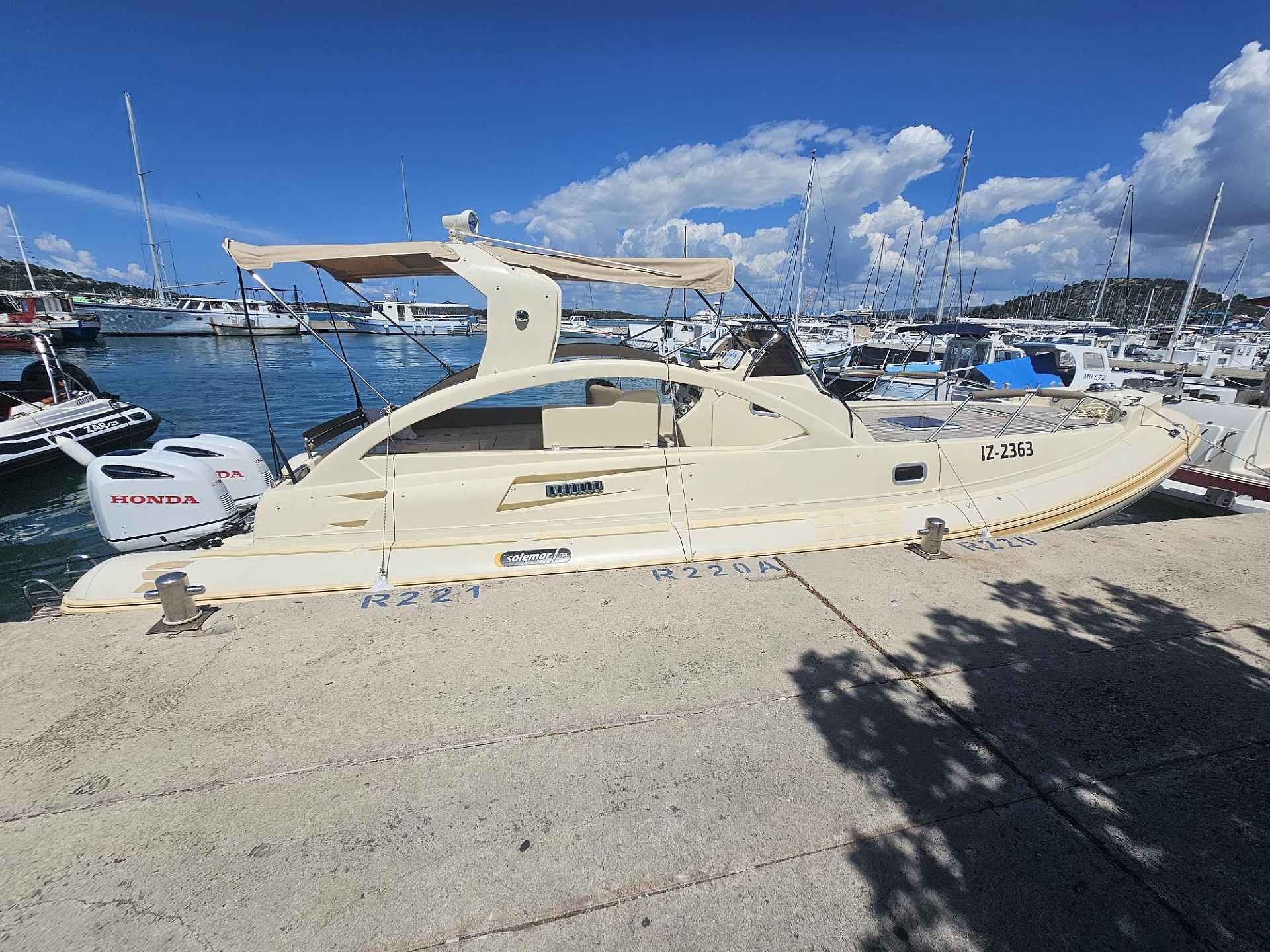 Solemar 32 OASI   2  HONDA 250 L.2018 UREDIM FINANCIRANJE - 2008