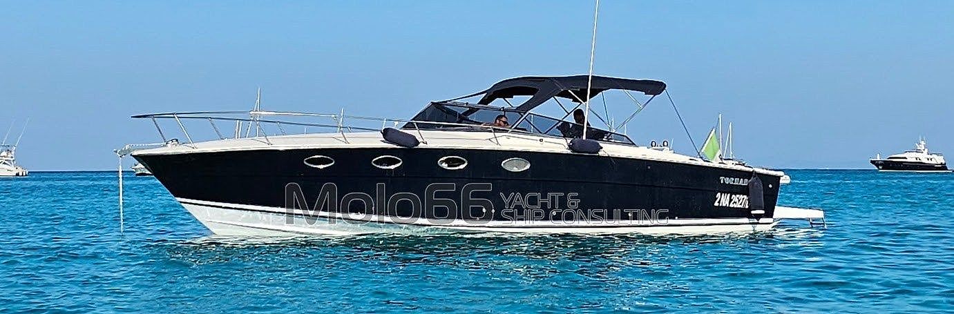 Tornado 38 Flush Deck - 2004