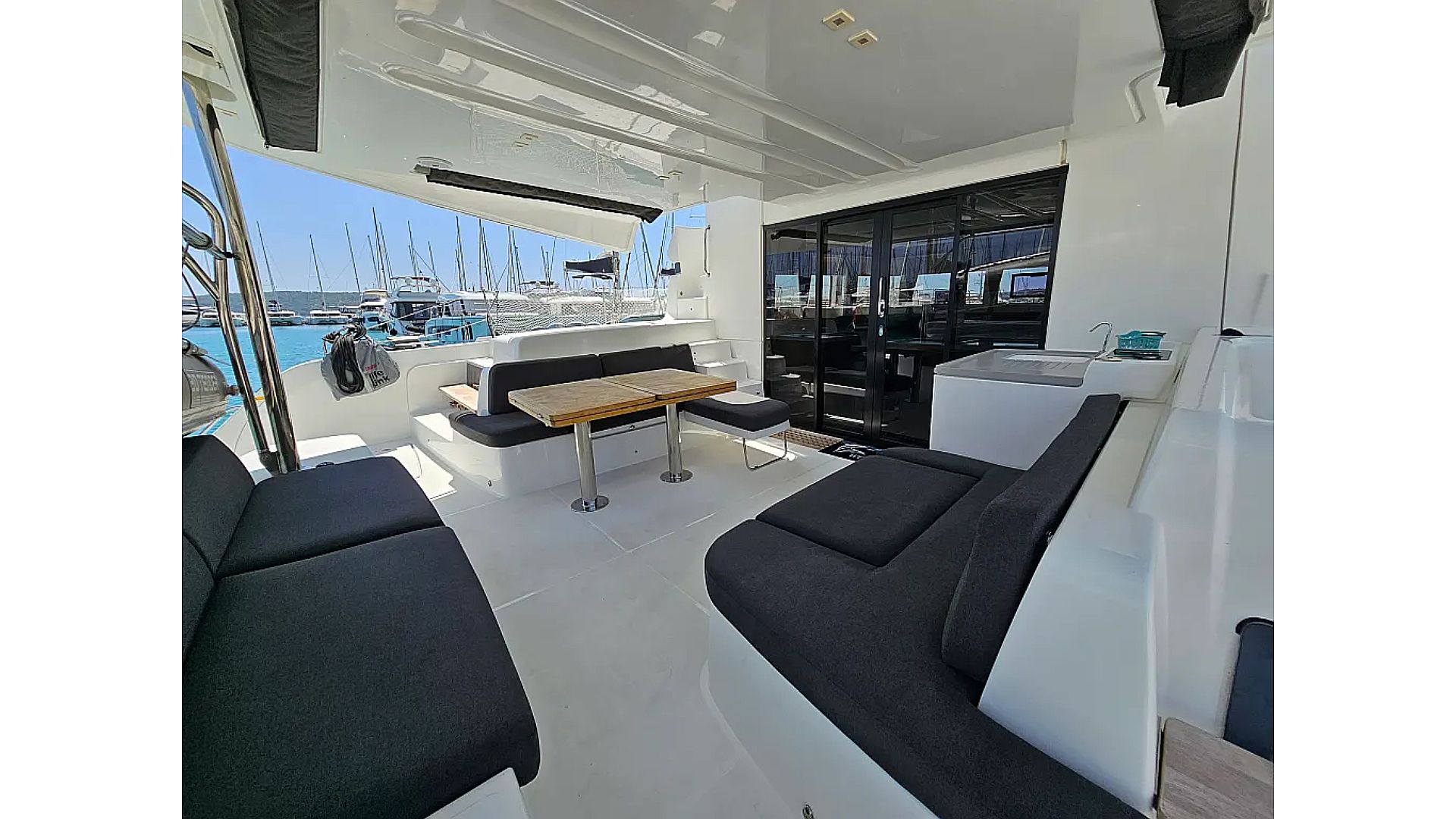 Lagoon 50 Fly - 2019