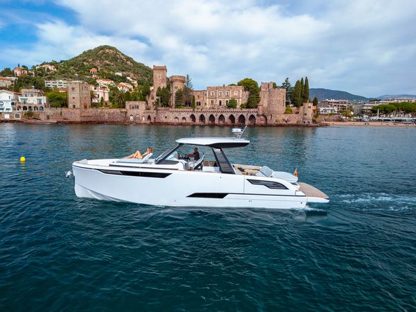 LEVEL YACHT 43ST - 2025