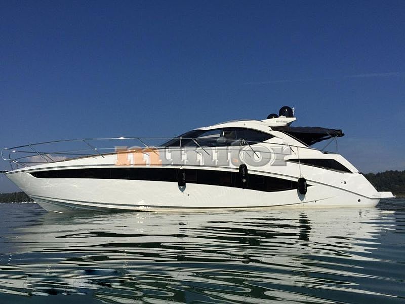 Galeon 385 HTS - 2011