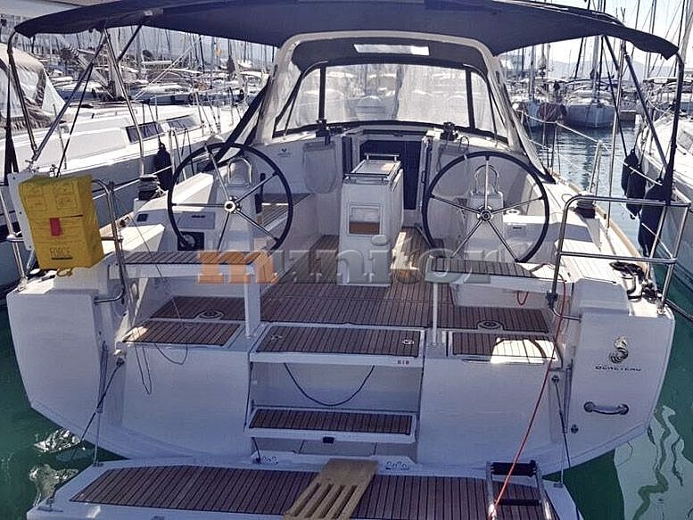 Beneteau Oceanis 38.1 - 2018