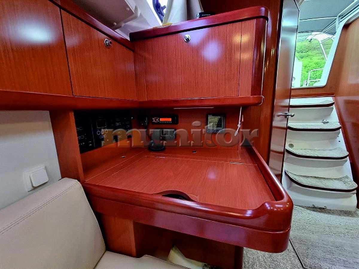 Beneteau Oceanis 37 - 2009