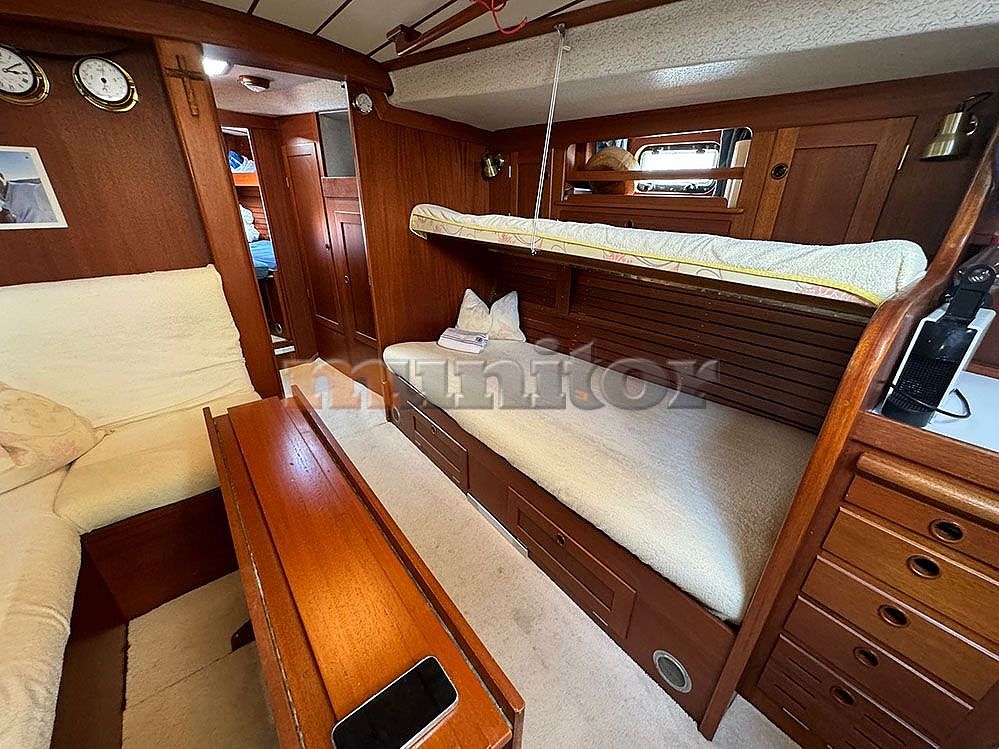 Hallberg Rassy 38 - 1979