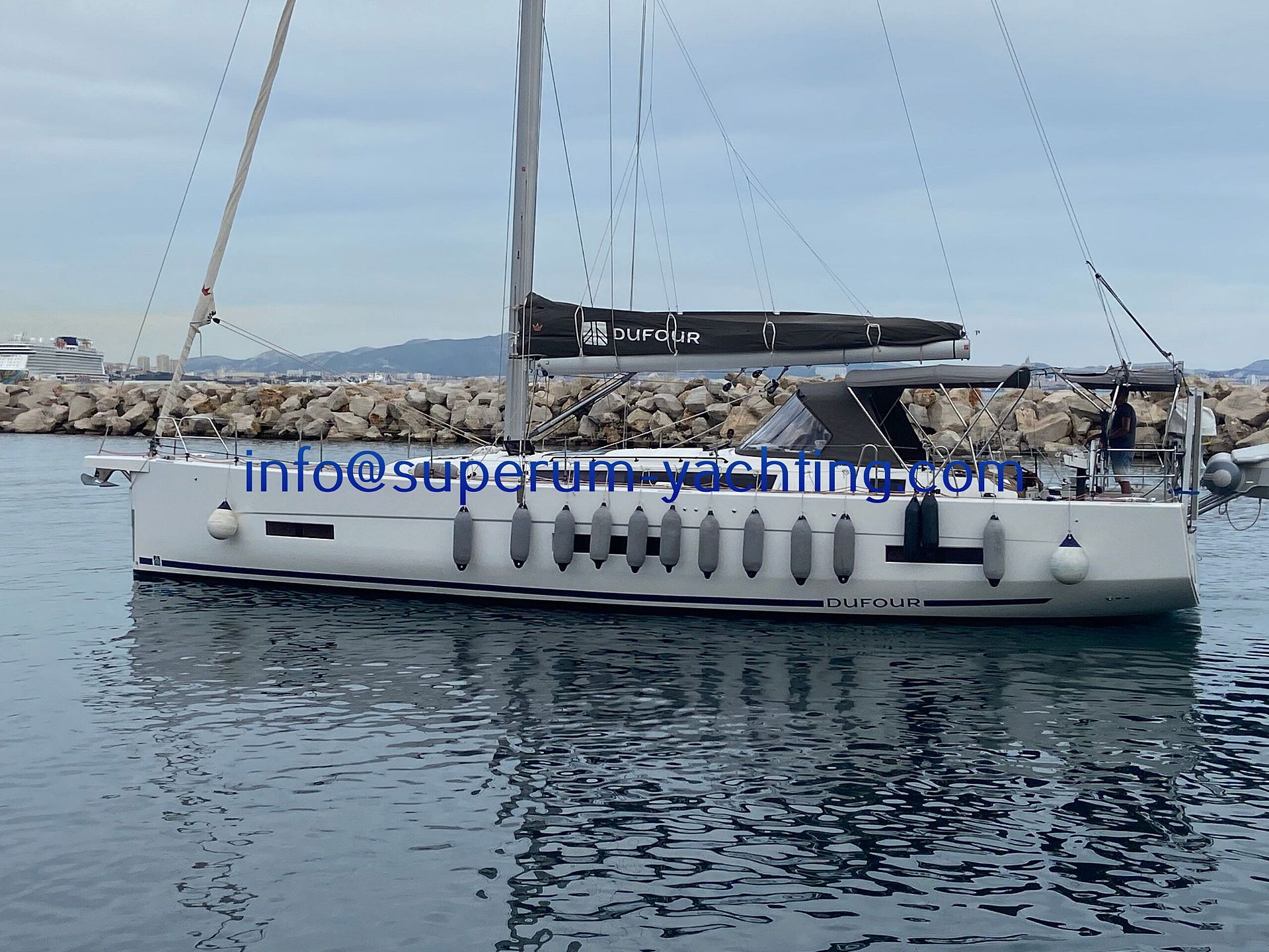 Dufour 530 - 2019