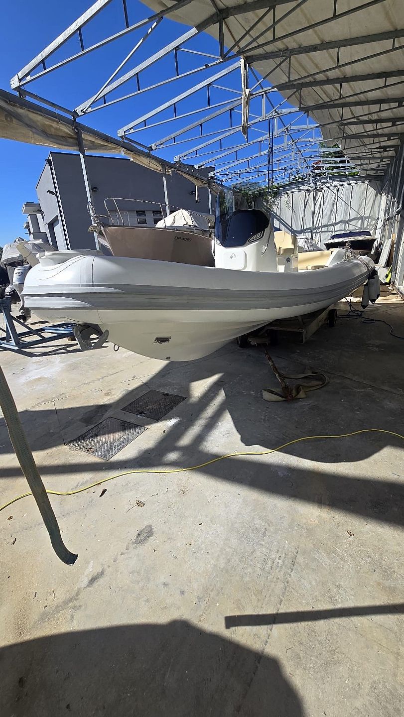 Sacs 8 m - 2015 - for sale: 60000.-EUR