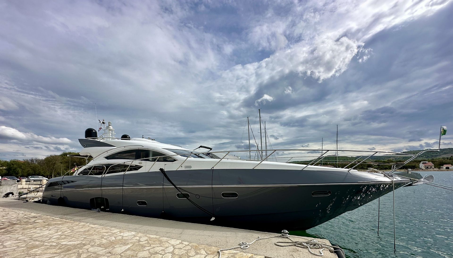 Sunseeker Predator 74 - 2010