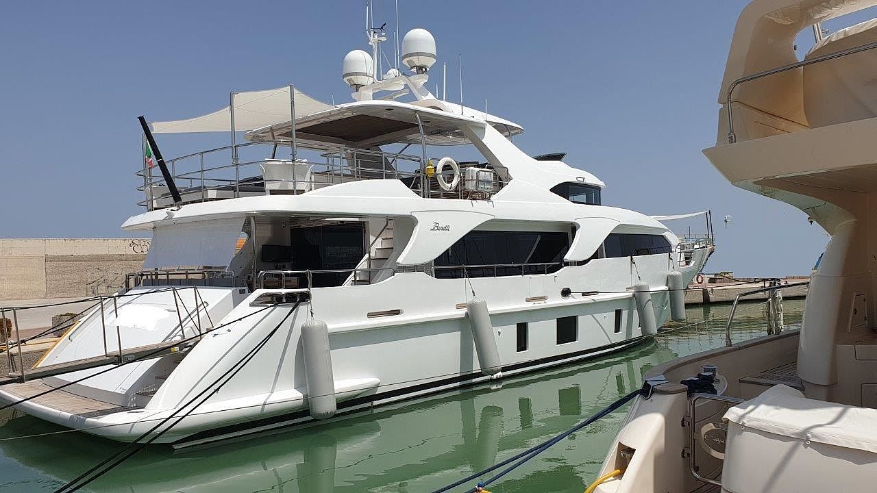 Benetti Delfino 93 - 2013