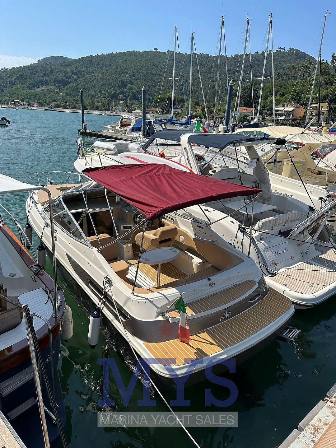 Maxum Marine 2300 SC - 1995