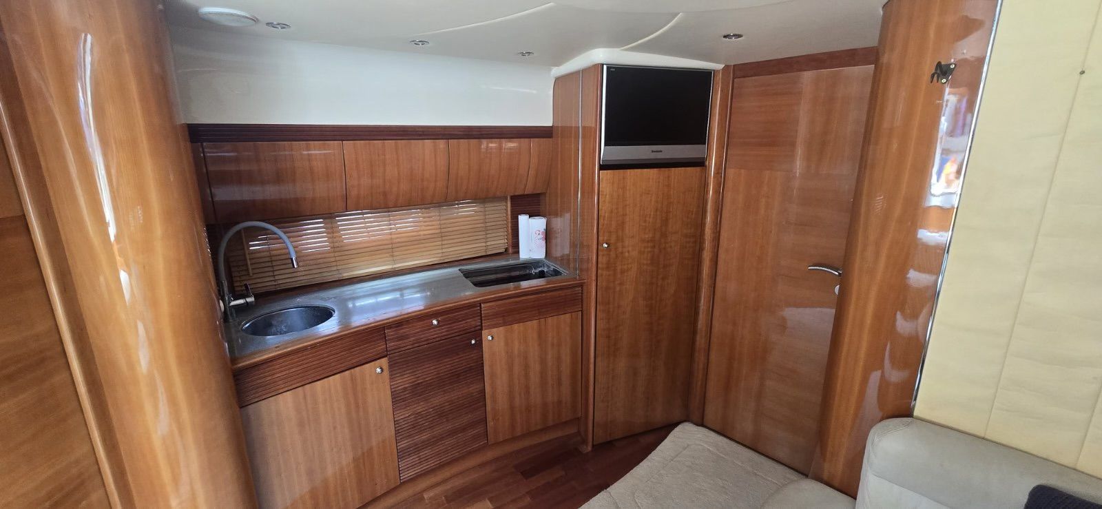 Atlantis 42 - 2006 - for sale: 128000.-EUR