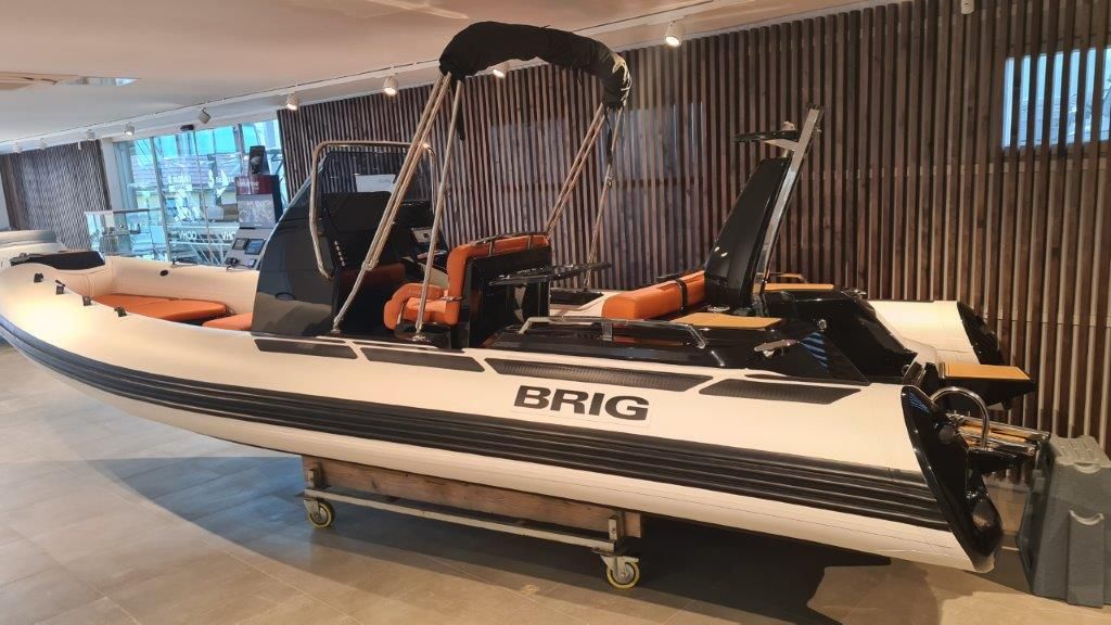 Brig Eagle 6.7   Suzuki DF175AP - TESTNO PLOVILO - 2025
