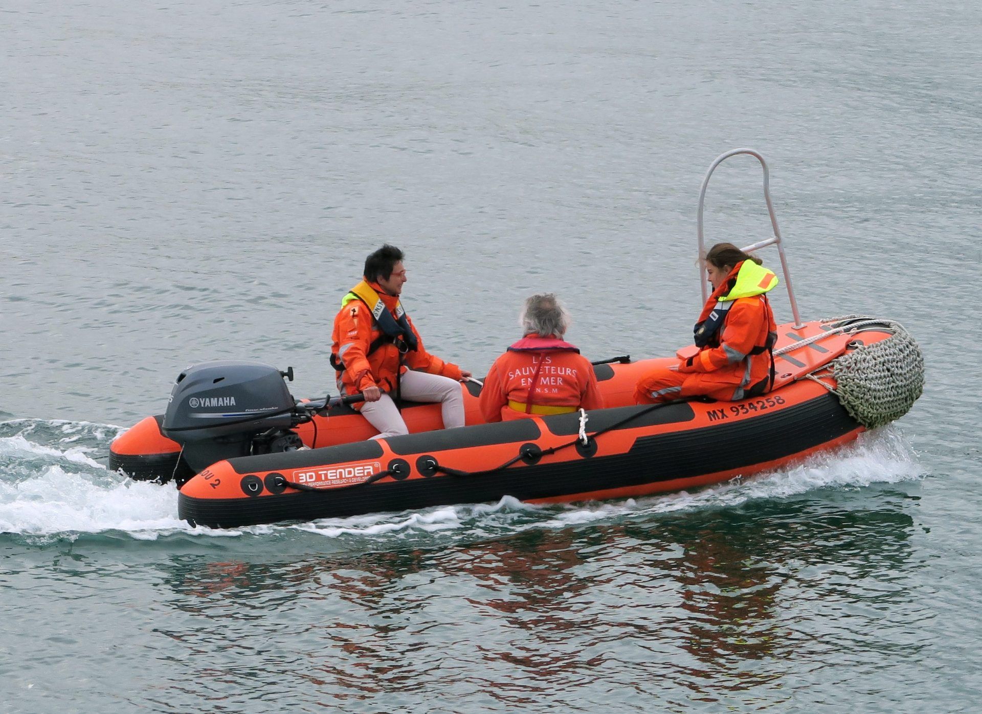 3D TENDER Rescue 370-430 - re�evalni gumenjak PROFI - 2025