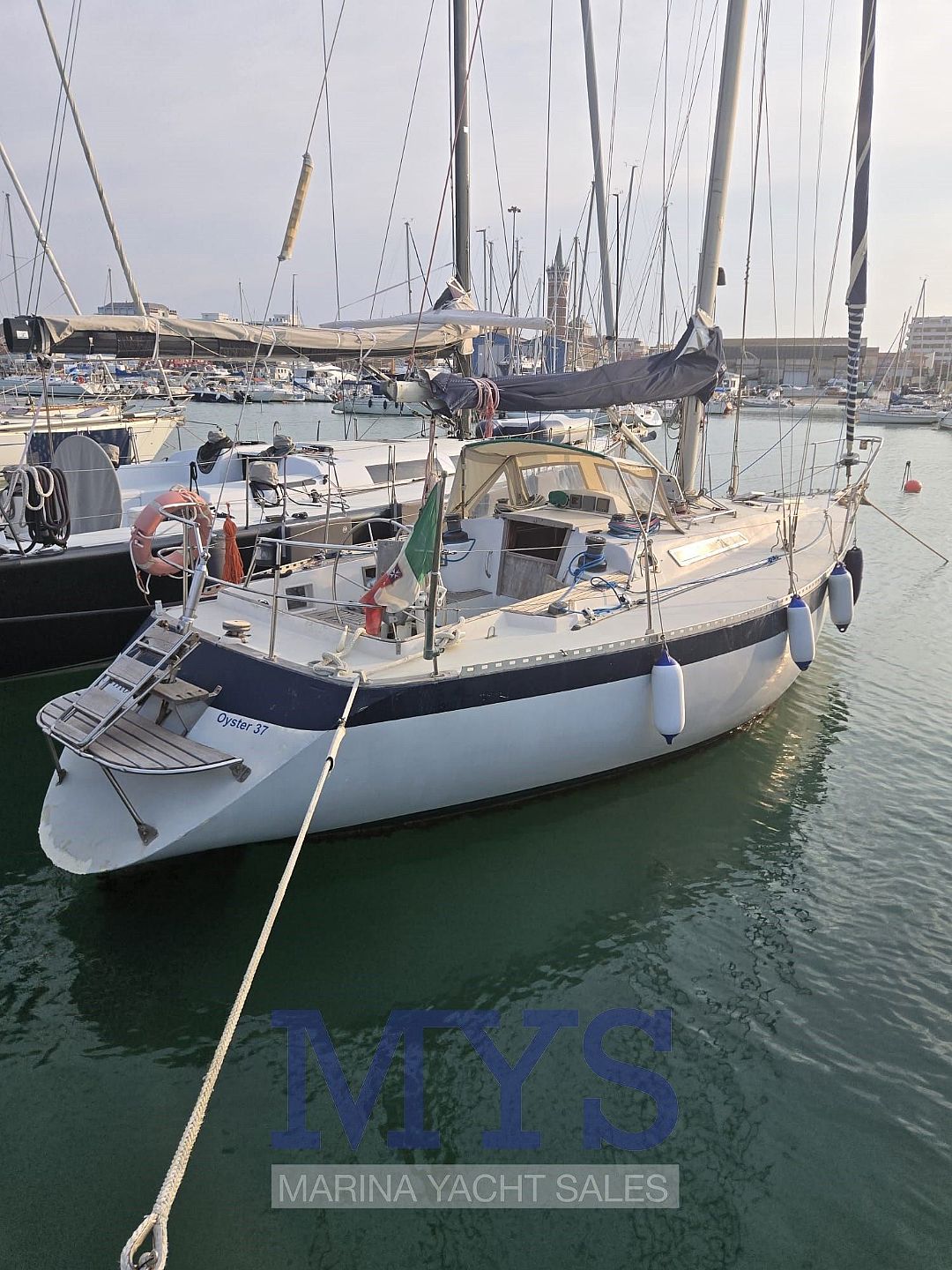Oyster Heritage 37 - 1979