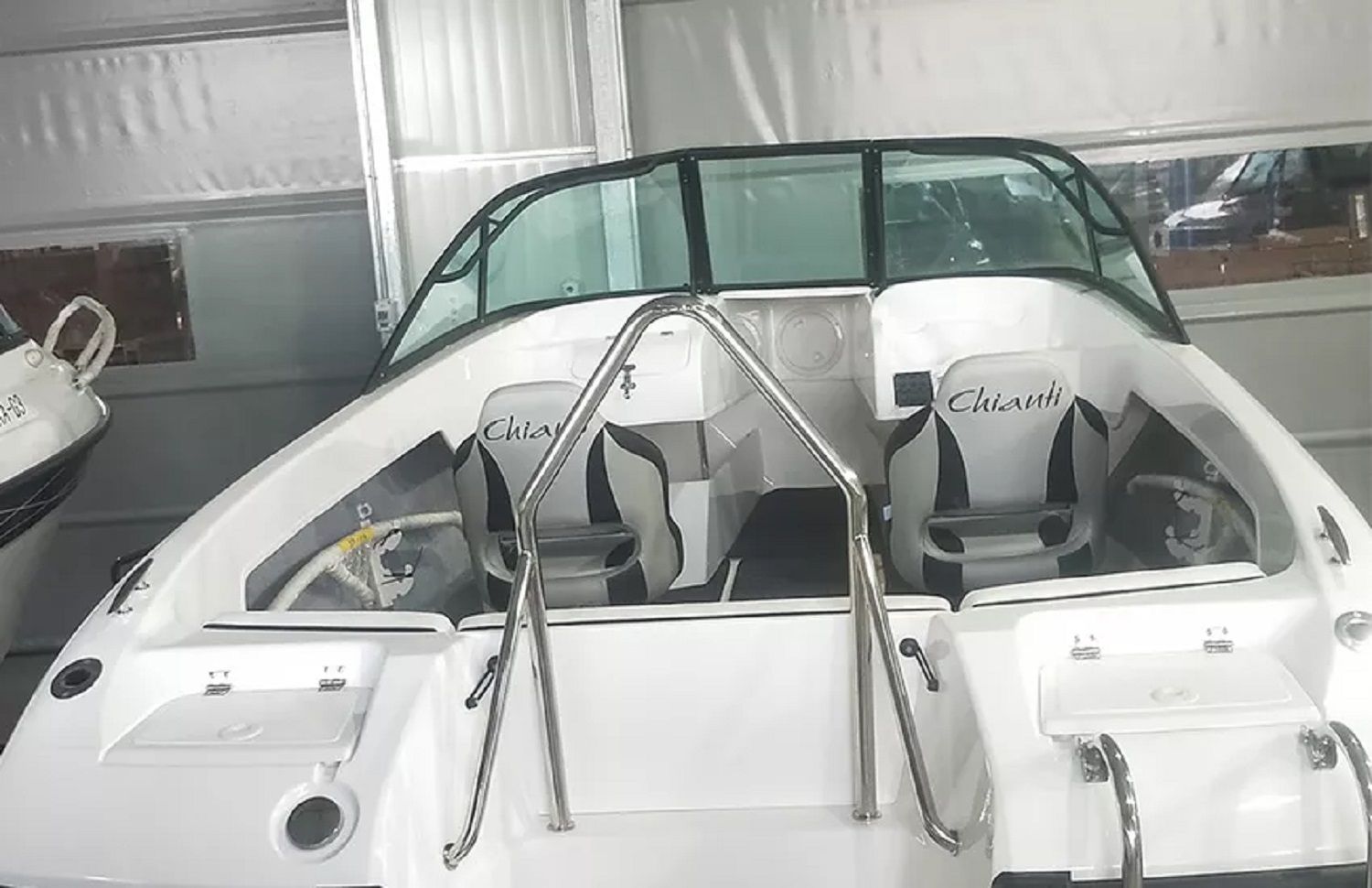 Shine 550RA - 2025
