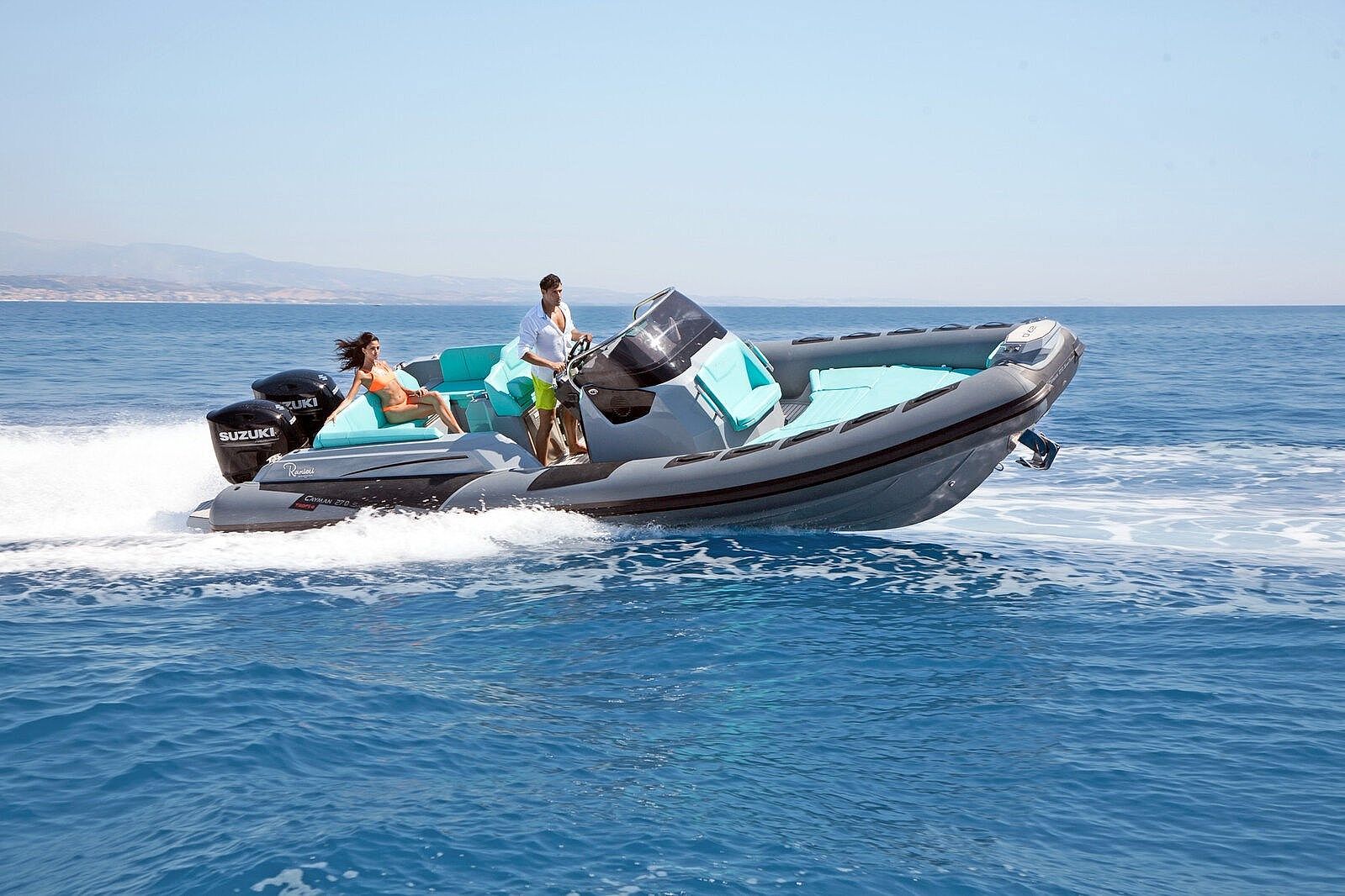 Ranieri International Cayman 27 Sport Touring - 2026