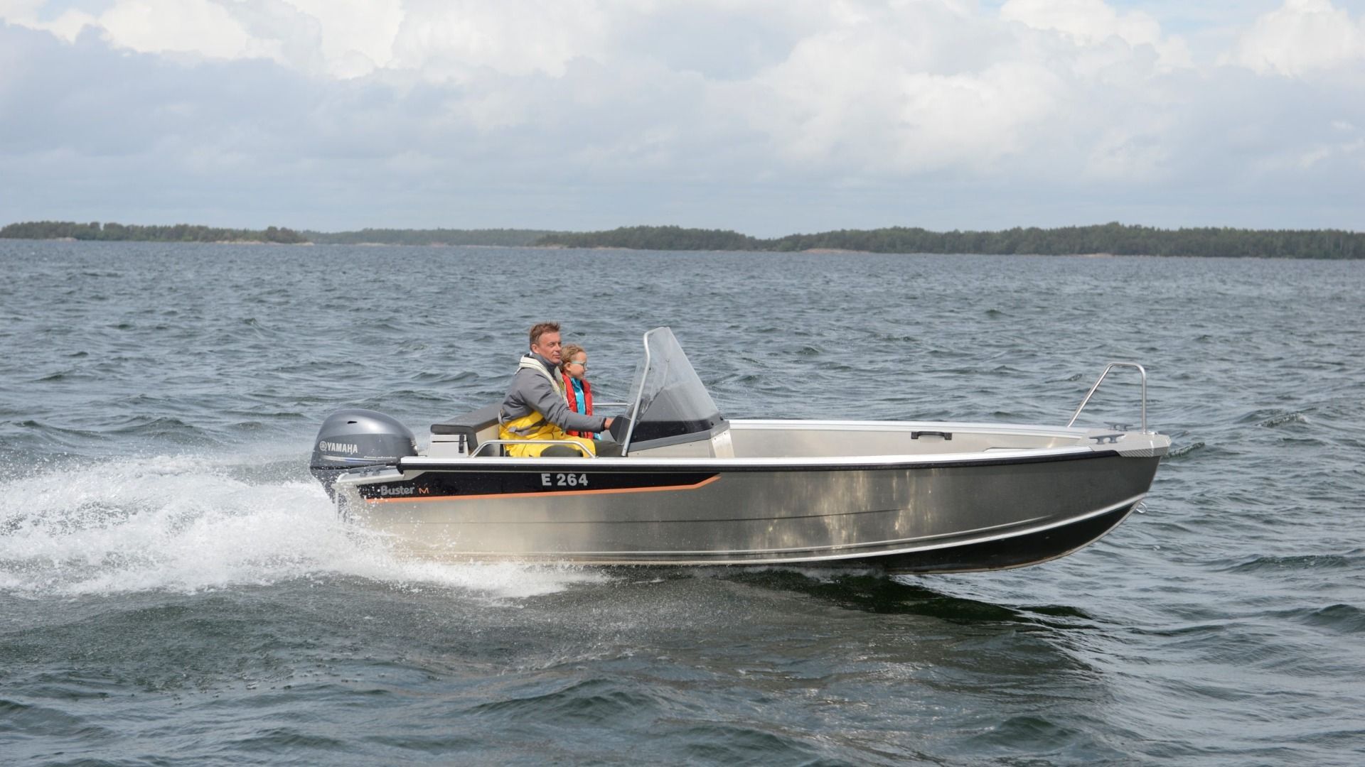 BUSTER M1  YAMAHA F40- NOVOST NA NA�EM TRGU - 2025