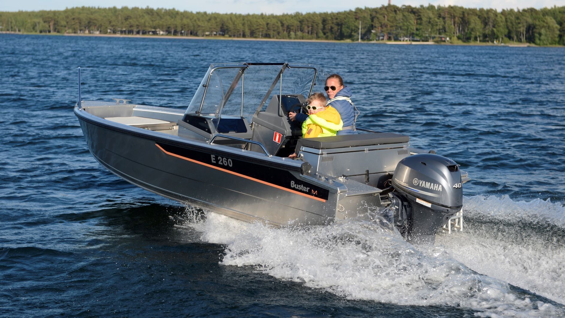 BUSTER M2  YAMAHA F40- NOVOST NA NA�EM TRGU - 2026