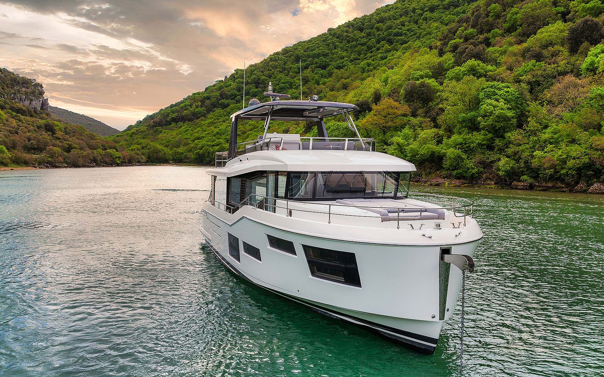 Beneteau Grand Trawler 63 - 2026