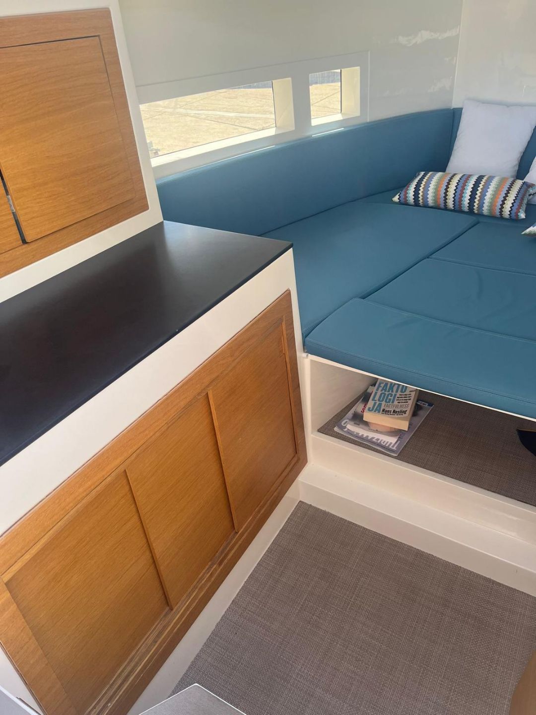 DE ANTONIO YACHTS D28 - 2022