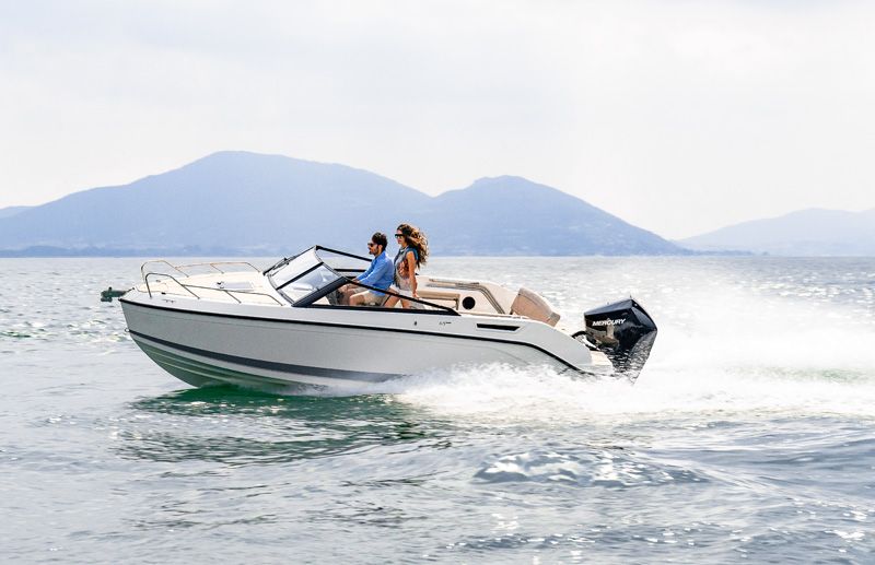 Quicksilver Activ 675 Cruiser (AKCIJA) - 2026
