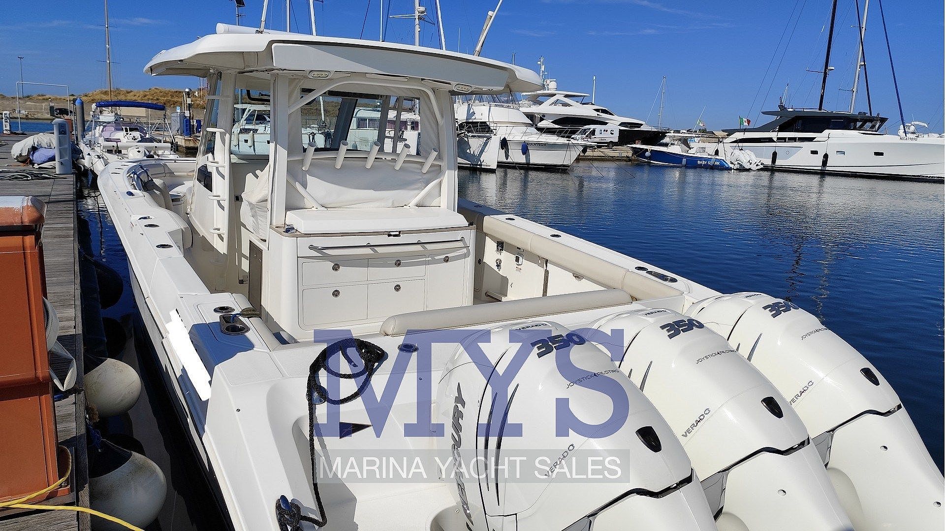 Boston Whaler 380 Outrage - 2018