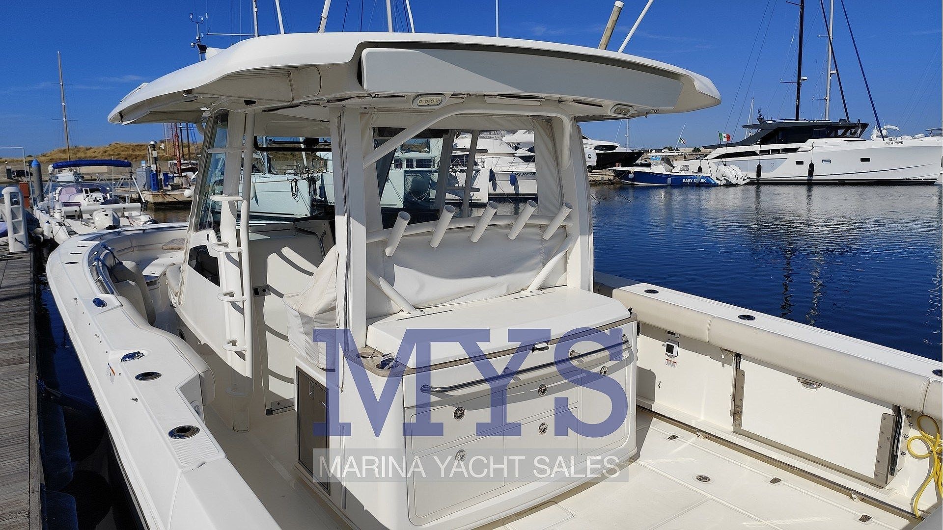 Boston Whaler 380 Outrage - 2018