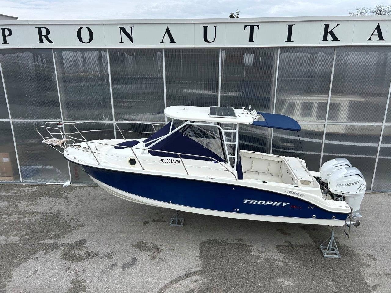 Trophy PRO 2502 WA - 2006