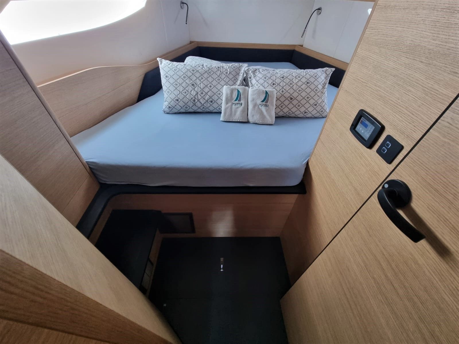 Elan E6 - 2022