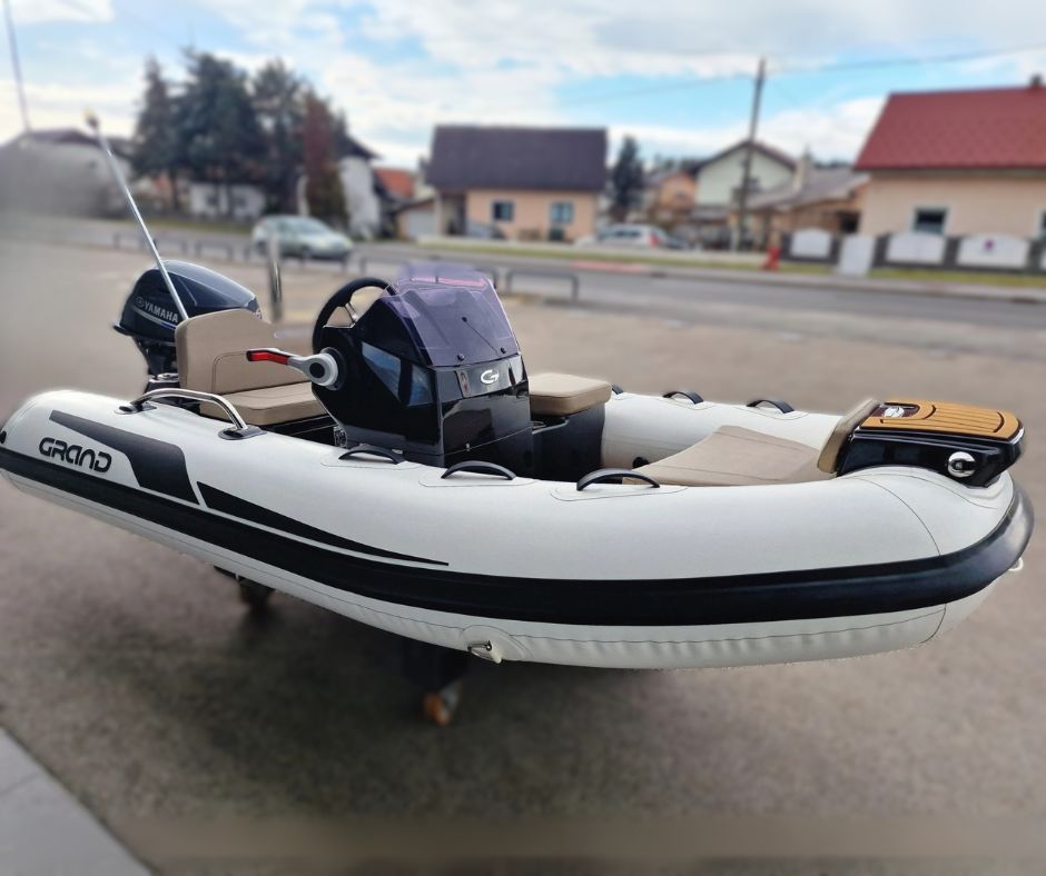 Grand G340HGNF Off White Yamaha F30 - 2025