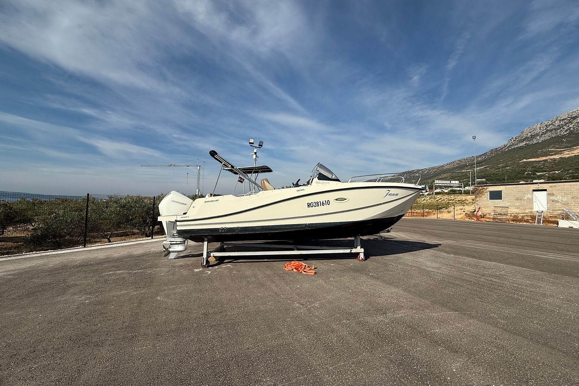 Quicksilver ACTIV 755 SUNDECK - 2020