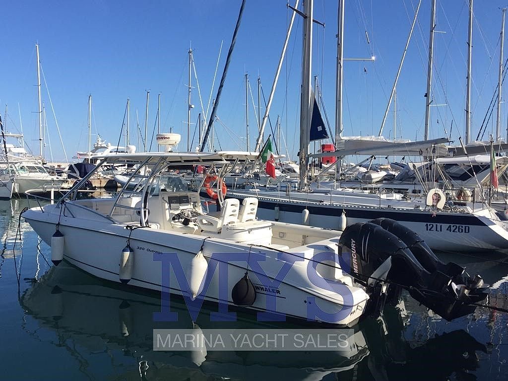 Boston Whaler OUTRAGE 320 - 2007