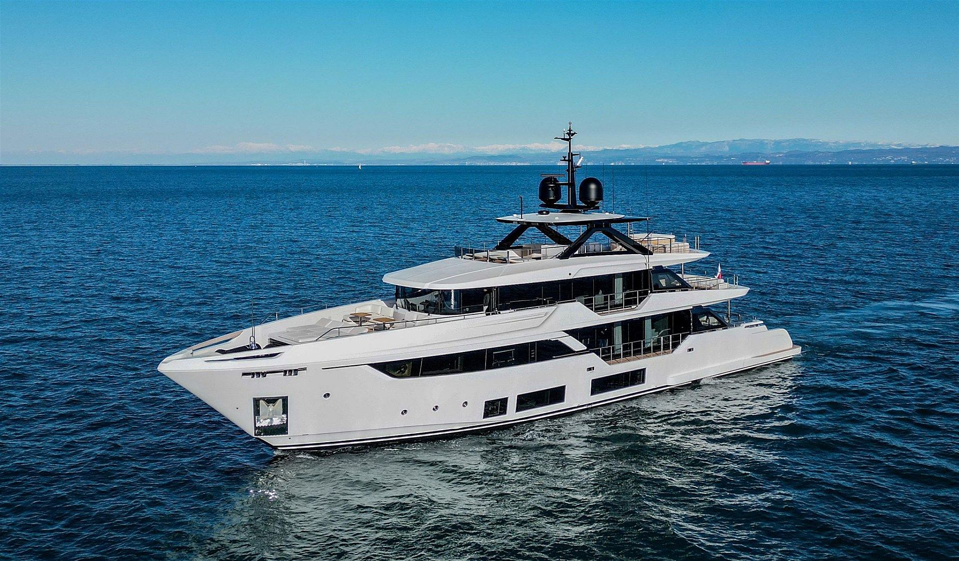 Custom Line Navetta 38 - 2025 - for sale: 19500000.-EUR