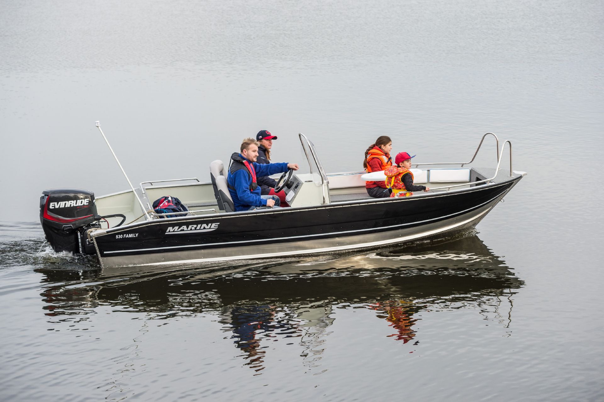 MARINE Light aluminium boats 530 Family - 2026