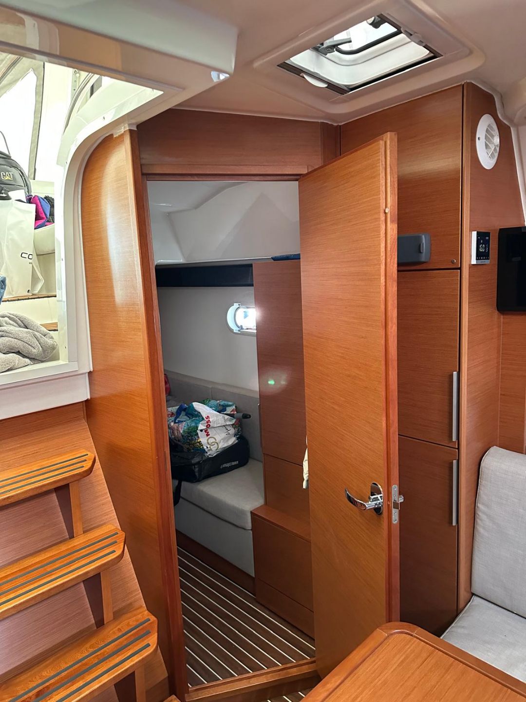 BAVARIA 33 SPORT - 2016 - for sale call for a price 